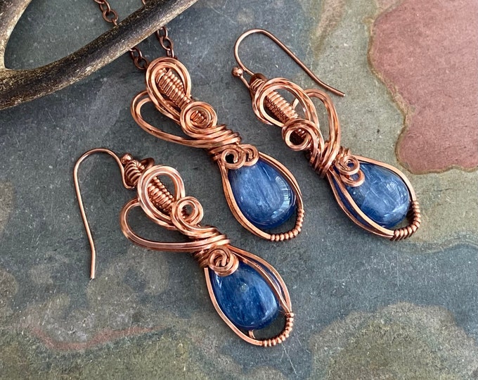 Kyanite Necklace, Kyanite Earirngs, Wire Wrapped kyanite Earrings, Kyanite Healing Earrings,  Raw kyanite Jewelry, Blue Kyanite Earrings