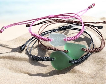 Handmade Macrame Sea Glass Bracelet: Hunter Green, Adjustable