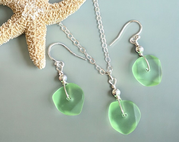 Lt. Green Beach Glass Necklace, Peridot Green Sea Glass  Necklace and Earrings in Sterling Silver, Sea Glass Necklace,Sea Glass Jewelry SET,