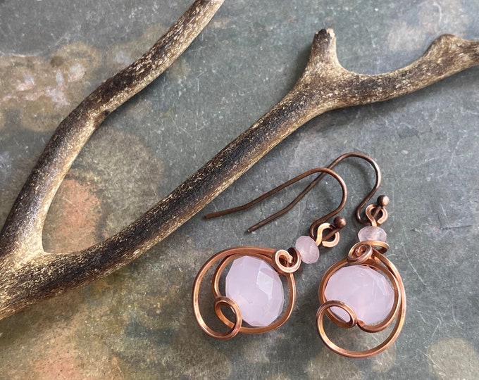 Rose Quartz Earrings, Wire Wrapped Rose Quartz Dangling/Drop Earrings in copper, Pink Rose Quartz dangle Earrings,  Rose Quartz Jewelry,