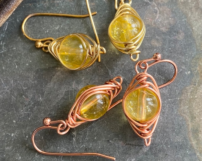 Citrine Earrings, Wire wrapped Citrine Earrings,Yellow Dangling Earrings, November Birthstone earrings, Copper and Gold Citrine Earrings