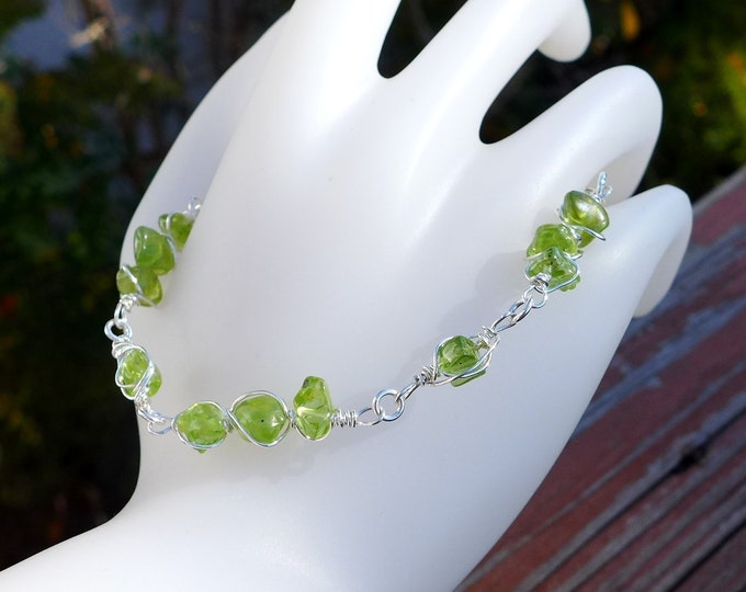 Peridot Bracelet in Sterling silver,Wire Wrapped Peridot Gemstone bracelet- August Birthstone Bracelet, Gemstone Bracelet in Sterling Silver