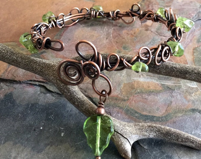 Wire Wrpped Bracelet in Antiqued Copper,Adjustable Peridot  bracelet,August Birthstone,Copper Bangle/Cuff bracelet, Filigree Leaf Bracelet