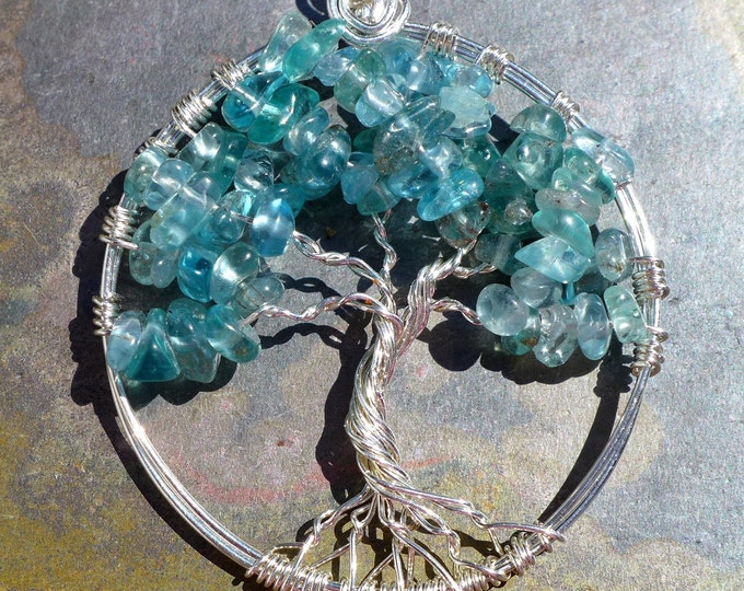 Apatite Tree of Life Pendant Necklace, Wire Wrapped Apatite Tree of Life Pendant,December Birthstones Tree of Life Pendant Necklace,