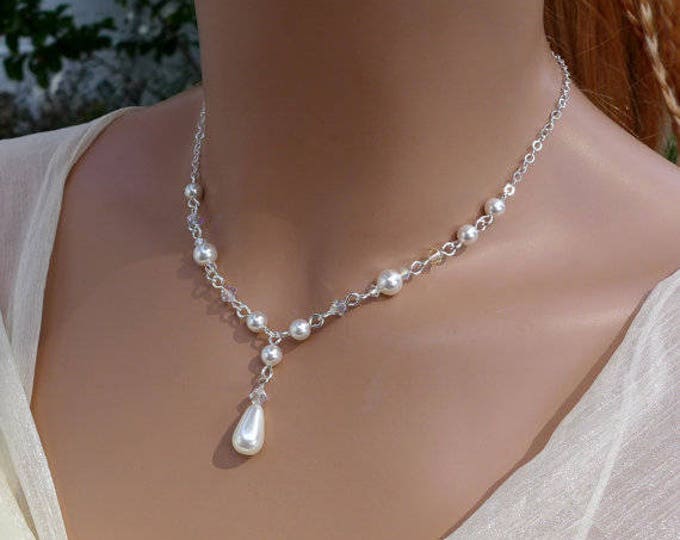 Bridesmaid Pearl Gift Necklace, Pearl Crystal drop Necklace in silver,Crystal Pearl Wedding Necklace, Pearl drop Earrings,Pearl and Crystal
