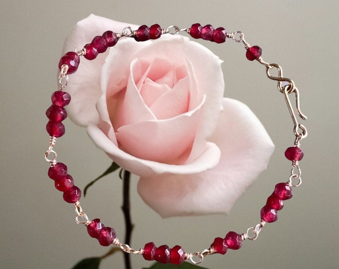 Delicate Ruby Bracelet in Gold Filled , July Birthstone Bracelet, Wire Wrapped Ruby Bracelet/Anklet, Layering Ruby Bracelet, Ruby Anklet