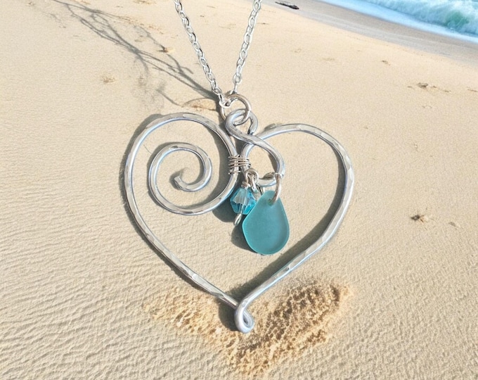 Sea Glass Wired Heart Necklace, Valentine Heart Pendant Necklace, Beach Glass Necklace, Heart Necklace in Silver,Wire Wrapped Heart Necklace