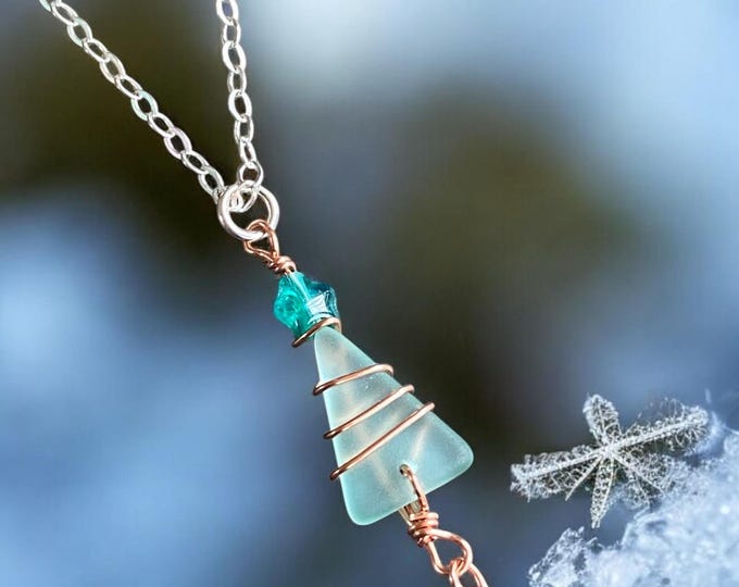 Ready Ship in ONE day,Sea Glass Christmas Tree Necklace, Beach Glass Christmas Tree Necklace, Sea Glass Jewelry, Holiday Gifts for Her,