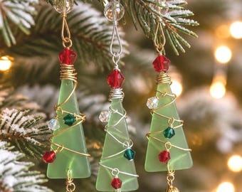 Sea Glass Christmas Tree Ornament, Wire Wrapped Green Beach Glass Coastal Keepsake, Holiday Deco,