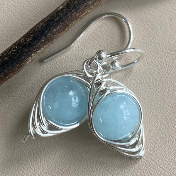 Aquamarine Earrings Sterling Silver,Wire Wrapped Herringbone Aquamarine Earrings,Aquamarine Dangle Earrings,March Birthstone earrings Gold