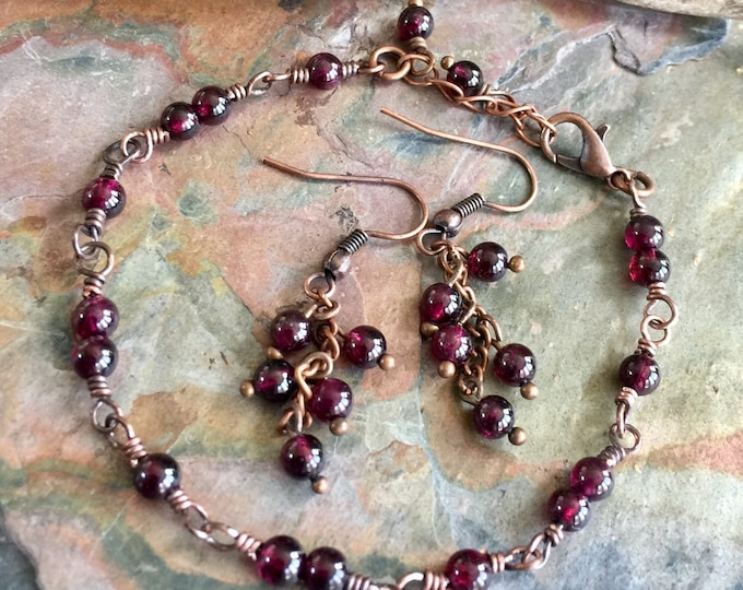 Garnet Bracelet,Linked Wrapped Genuine Garnet Gemstone Bracelet Copper,Garnet Earrings,January Birthstone Bracelet,Garnet Earrings in Copper