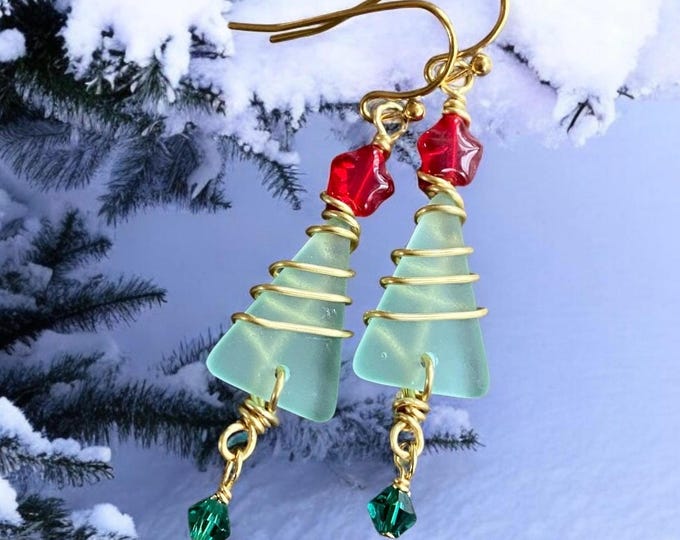 Christmas Tree Earrings, Sea Glass Christmas Tree Dangling Earrings, Holiday Christmas Tree Earrings, Winter Dangling Earrings, Sea Glass