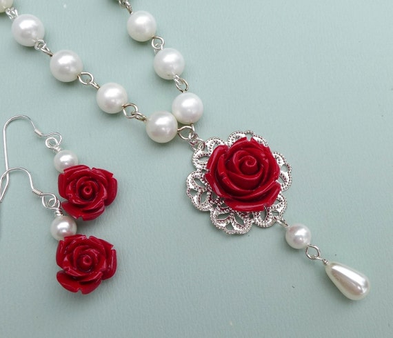 Red rose necklace and earrings sale