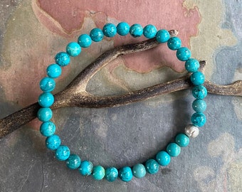 6 mm Natural Turquoise Bracelet,Turquoise  Stretch Bracelet with silver accent bead,December Birthstone Bracelet,Yoga Bracelet,