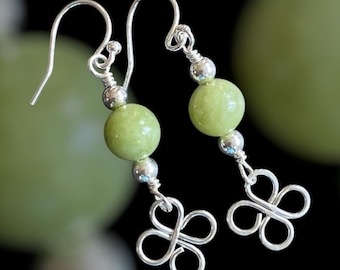 Peridot Dangle Earrings, Custom Personalized Birthstone Earrings in Sterling Silver, Celtic Inspired Four Leaf Clover Jewelry, Wired Jewelry