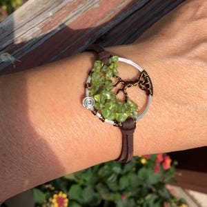 Tree of Life Bracelet in Leather,Peridot Tree of Life Bracelet Peridot Leather Bracelet, August Birthstone Tree of Life Bracelet image 4