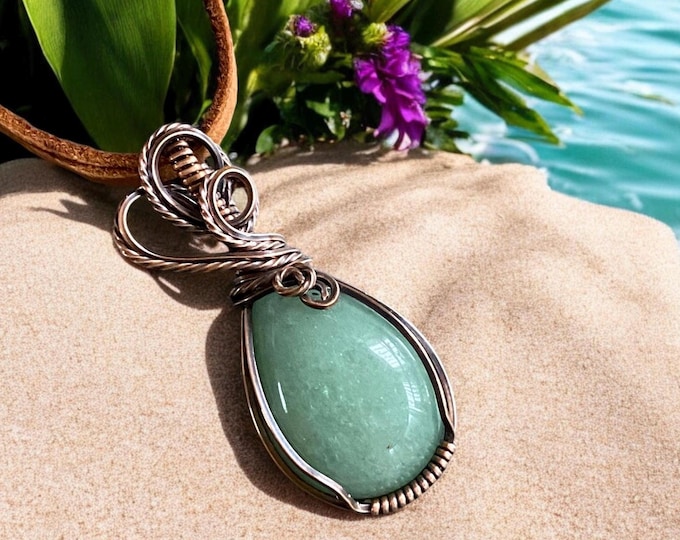 READY SHIP in 1 to 2 days, Wire Wrapped Aventurine Necklace, Aventurine in Copper wire, Wired Aventurine Pendant Jewelry, Green Necklace