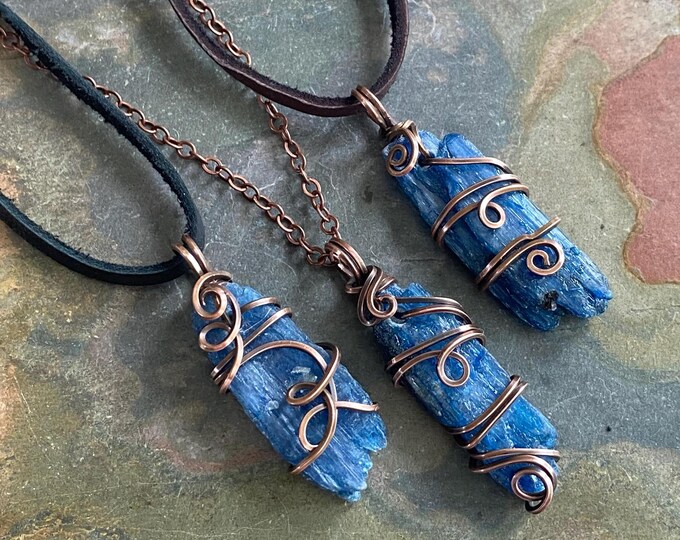 READY to SHIP in 1 to 2 days, Kyanite Necklace, Wire Wrapped kyanite Necklace in Copper, Kyanite Healing Necklace, kyanite Pendant Necklace