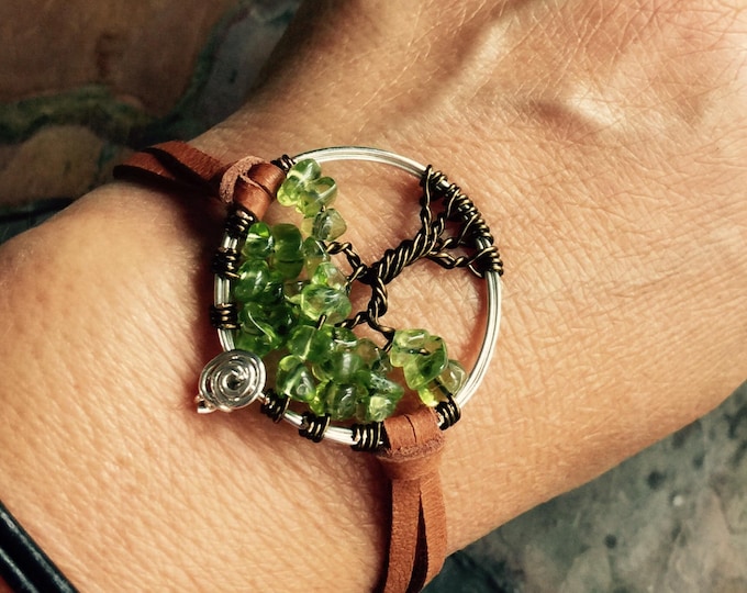 Tree of Life Bracelet in Leather,Peridot Tree of Life Bracelet- Peridot Leather Bracelet, August Birthstone Tree of Life Bracelet