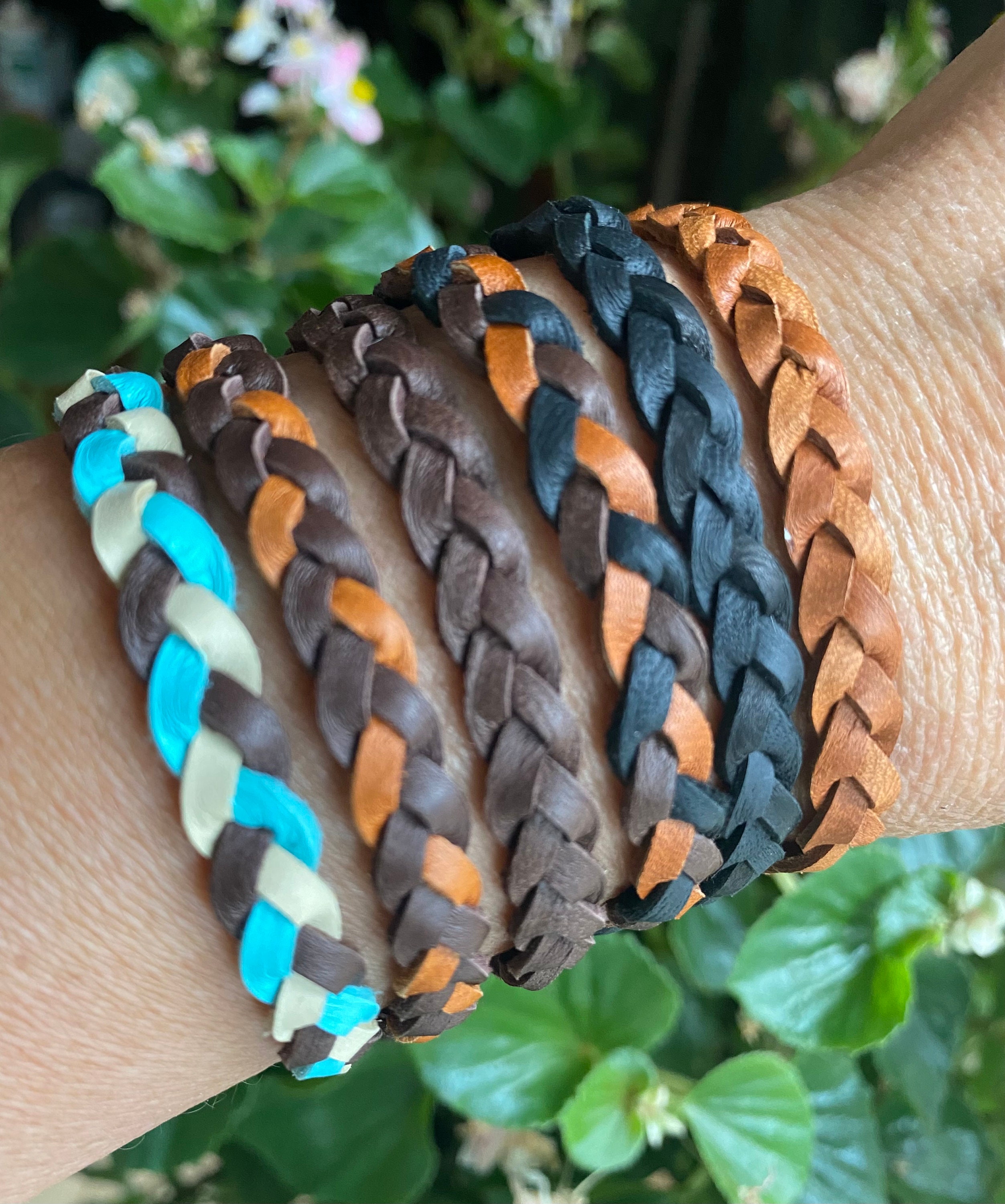 DIY 3 Styles of Leather Bracelets for Guys