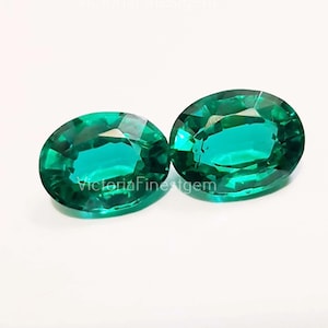 Green Bluish Topaz Gemstone: 11 Ct Oval, Eye Clean