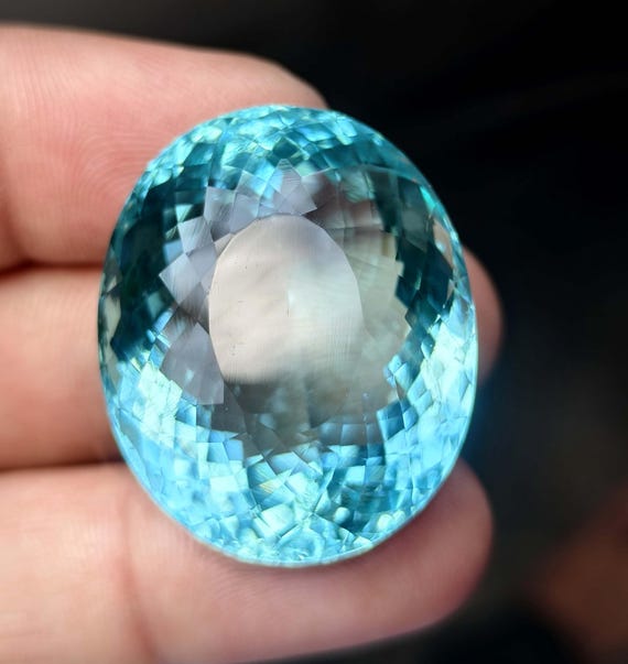 Oval Blue Topaz Gemstone: 86 Ct Lab Grown Glass Pendant (30x25x19