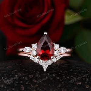 Pear Cut Garnet Engagement Proposal Ring Set Moissanite Cluster Promise Ring Set Art Deco Statement Garnet Ring Wedding Anniversary Ring Set