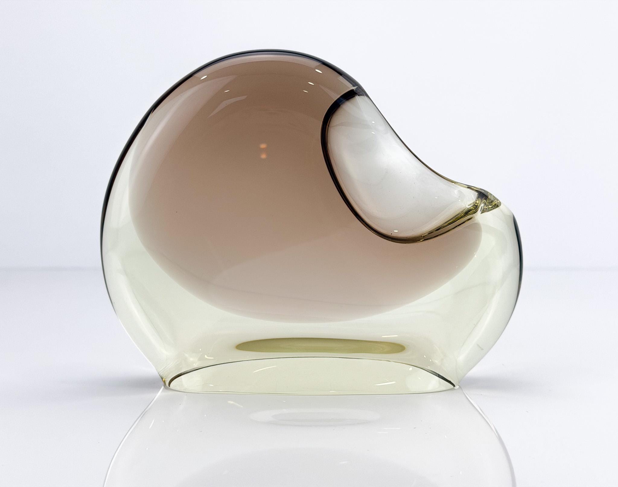 Cendrier en verre d'art vintage des années 1970 — Beyit