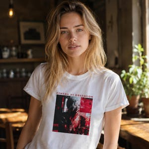 アートハウス・シネマTシャツ：「映画への執着」映画ファン向けTシャツ、インディーズ・スリラーアパレル