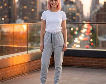 Pantaloni da jogging unisex ricamati / Abbigliamento sportivo da palestra / Pantaloni da fitness unisex per uomo e donna / Cuore infinito iconico Forever