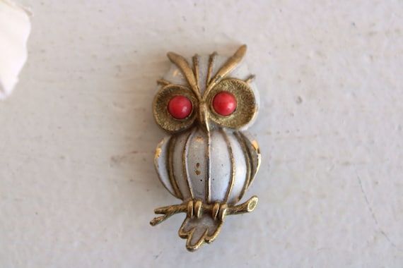 Jj brooch deals vintage