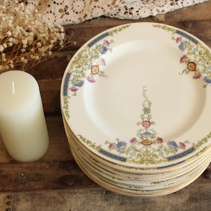 Plato llano vintage de los años 20 y 30, Hutschenreuther Selb Bavaria. Porcelana floral. Se vende por unidad.