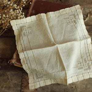 Vintage 1940s Handkerchief, Ivory Linen Natural Plant Hand Dyed Hankie, OOAK One Of A Kind
