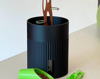 Semi-Hydro Starter Kit with Self-Watering Pot & Cedar Trellis for Beginners