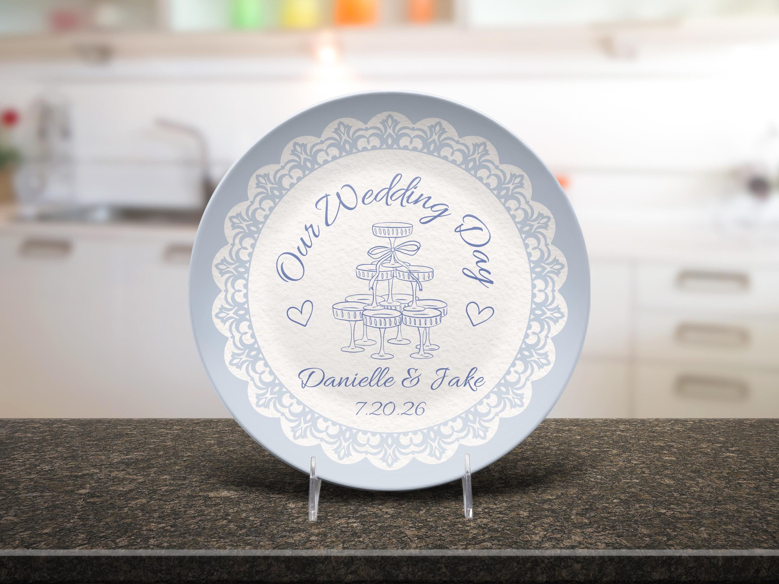 Custom Wedding Cake Plate With Names Date, Personalized Newlywed Gift ...
