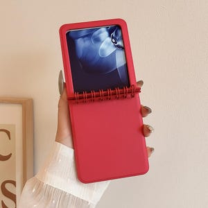 Notebook Style PU Leather Case for Motorola Razr 60 Ultra / 50 Ultra / 40 Ultra / Razr Plus 2024 – Retro Pattern Cover