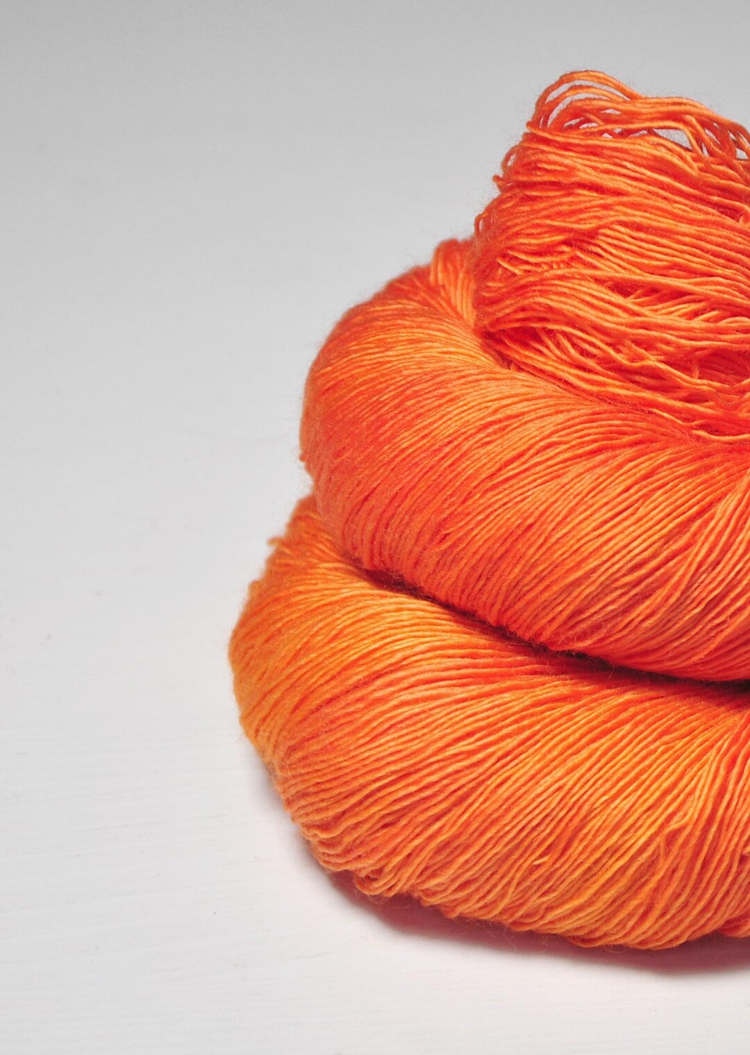 Fire Color Yarn On Fire - Pure Merino Lace Yarn - Hand Dyed Yarn - Wolle Handgefärbt ...