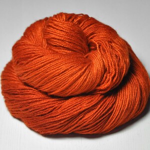 Red-hot metal - Pure Cashmere Fingering Yarn - Hand Dyed Yarn - Wolle handgefärbt - DyeForYarn