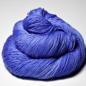Cornflower on its way to paradise - Pure Merino Lace Yarn - Hand Dyed Yarn - Wolle handgefärbt - DyeForYarn