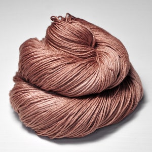 Melting milk chocolate truffles - Merino / Silk Fingering Yarn Superwash - Hand Dyed Yarn - handgefärbte Wolle - DyeForYarn