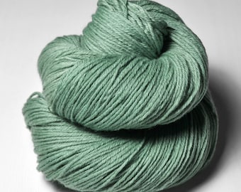Sea grass in the sun - Merino Sport Yarn Machine Washable - Hand Dyed Yarn - handgefärbte Wolle  - Garn handgefärbt - DyeForYarn