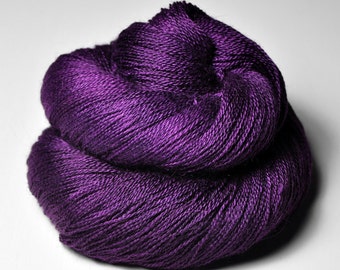 Poisoned by love - Baby Alpaca / Silk Lace Yarn - Hand Dyed Yarn - Wolle handgefärbt - DyeForYarn