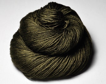 Dried brown algae - Merino / Silk / Yak Fingering Yarn - MerSiYak - Hand Dyed Yarn - Wolle handgefärbt - DyeForYarn