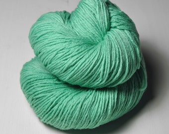 Green sea - Merino Sport Yarn Machine Washable - Hand Dyed Yarn - Wolle handgefärbt - DyeForYarn