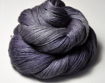 Eternal sleep - Merino / Silk / Yak Lace Yarn - MerSiYak - Hand Dyed Yarn - Wolle handgefärbt - DyeForYarn