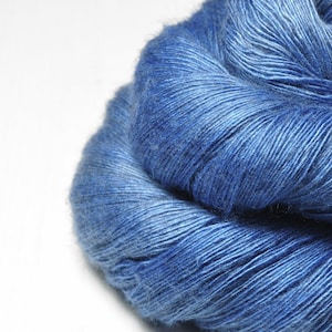 Clouded sky  - Merino / Silk / Yak Lace Yarn - MerSiYak - Hand Dyed Yarn - Wolle handgefärbt - DyeForYarn
