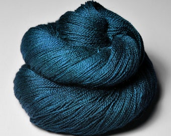 Nocturnal maelstrom - Baby Alpaca / Silk Lace Yarn - Hand Dyed Yarn - Wolle handgefärbt - DyeForYarn