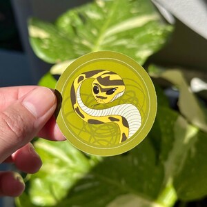 Sticker gele slang (3 stuks), glanzende stickers, waterdichte stickers, kleurrijke stickers, VolatylDesigns