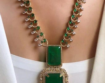 Conjunto de collar largo verde esmeralda victoriano inspirado en Sabyasachi con aretes/conjunto de collar victoriano verde