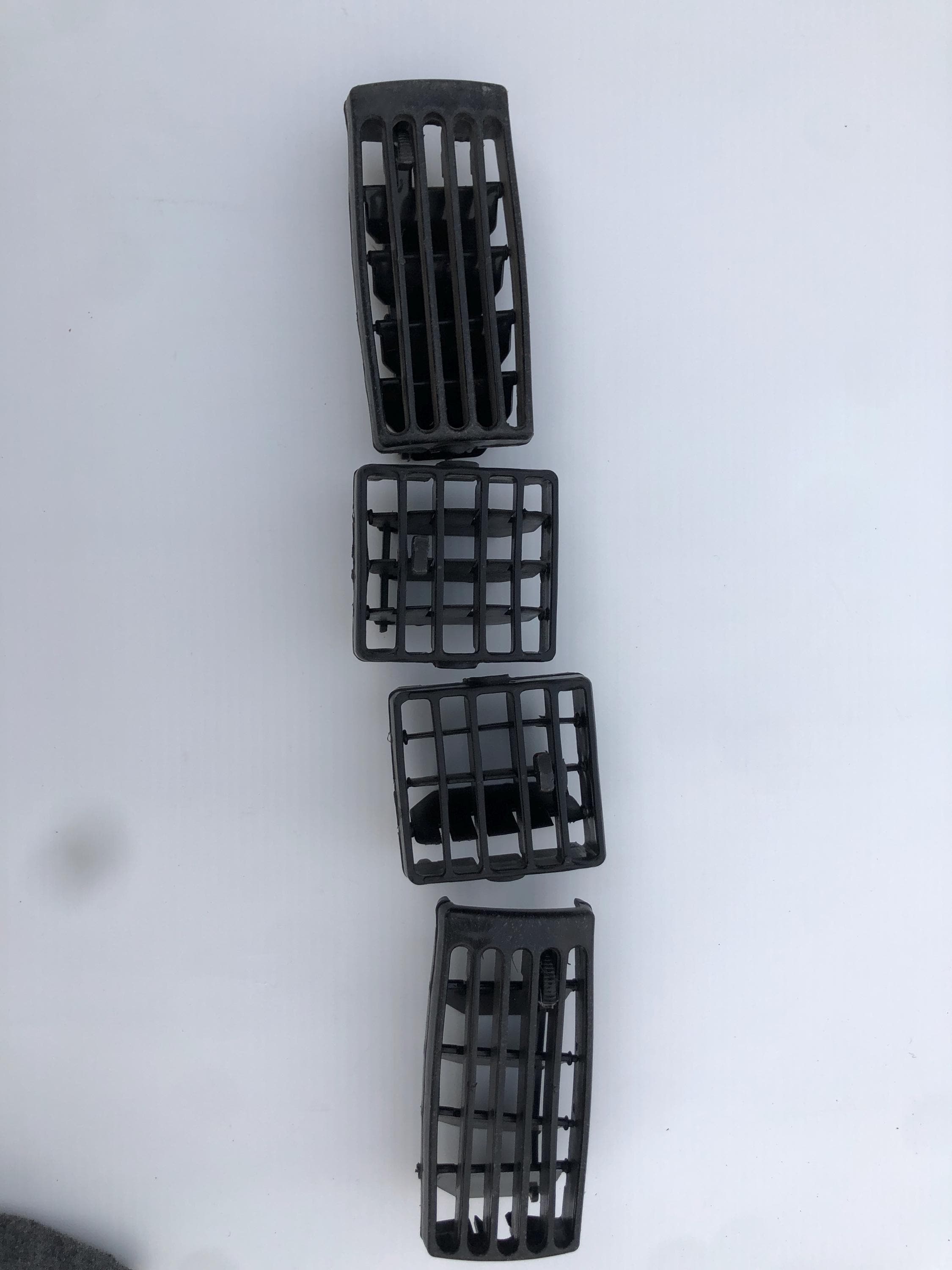 Suzuki Samurai Dashboard AC Air Vent Set 4-piece | SJ410 SJ413